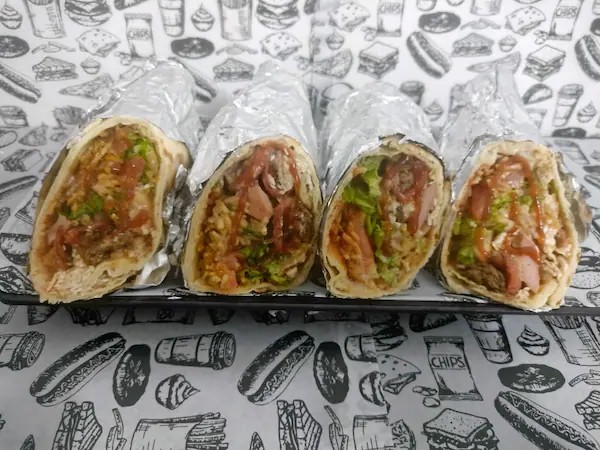 2 ENROLLADOS MIXTOS + PAPA A LA FRANCESA